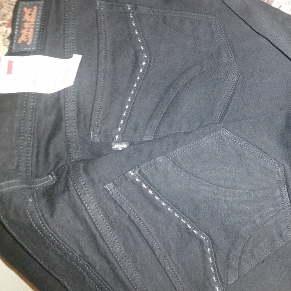 Jeans - Picture 2 of 3